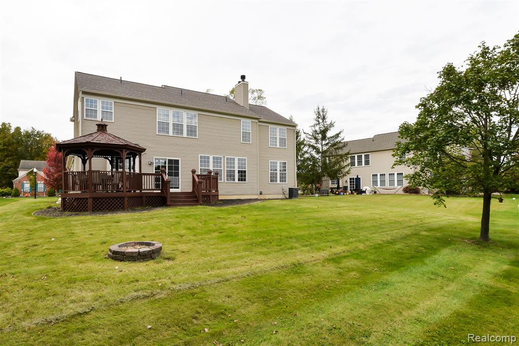 8308 THORNHILL Drive, Ypsilanti, MI 48197 — Photo 73