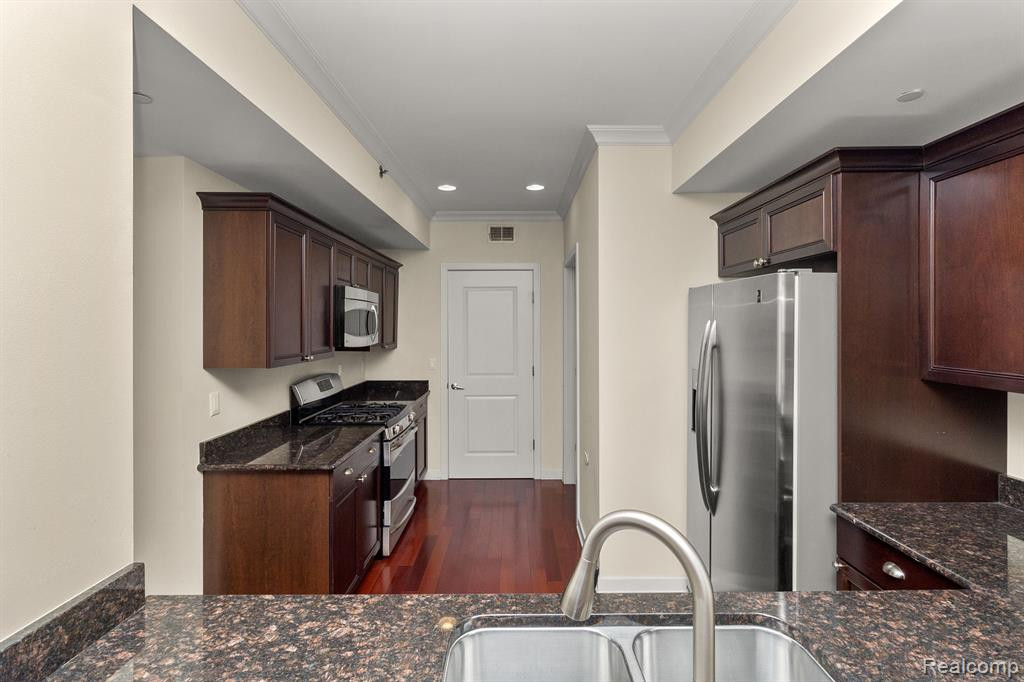 1135 SHELBY Street, 2508, Detroit, MI 48226 — Photo 13