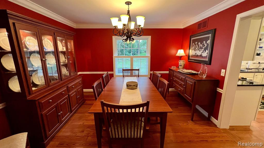 16135 THORNDYKE Court, Northville, MI 48168 — Photo 4