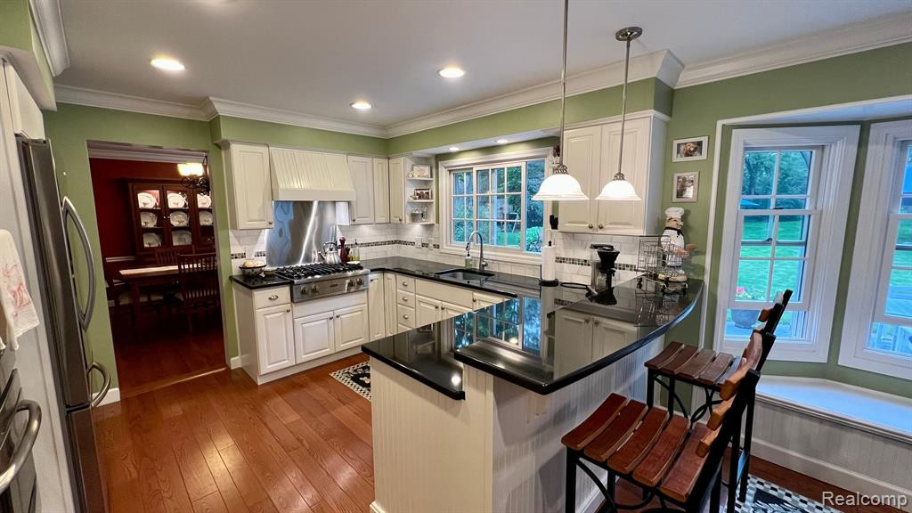 16135 THORNDYKE Court, Northville, MI 48168 — Photo 5