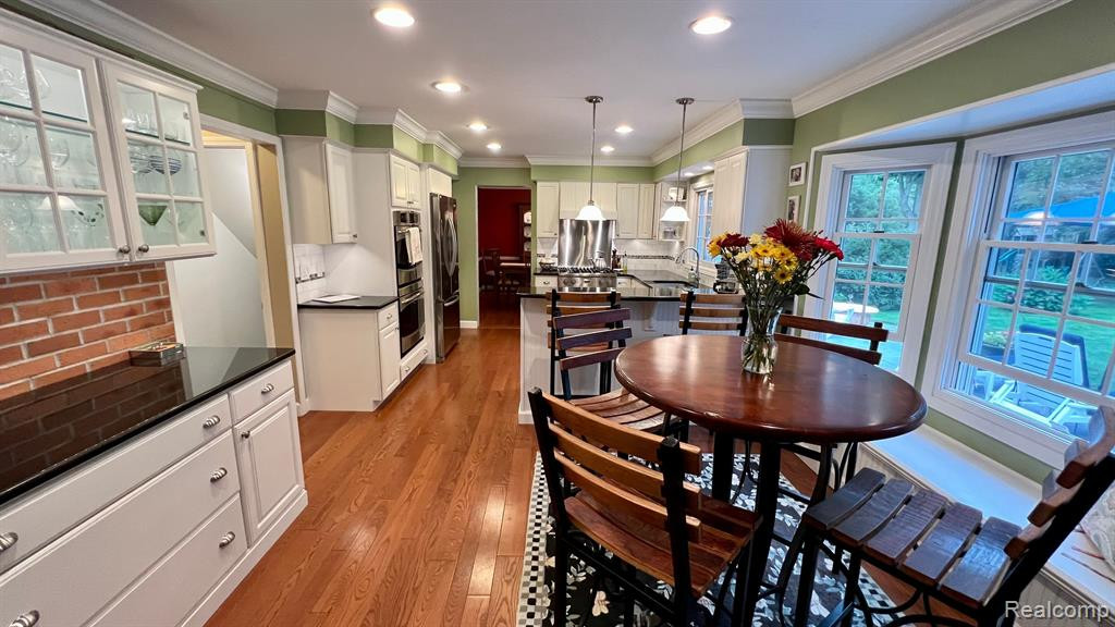 16135 THORNDYKE Court, Northville, MI 48168 — Photo 6