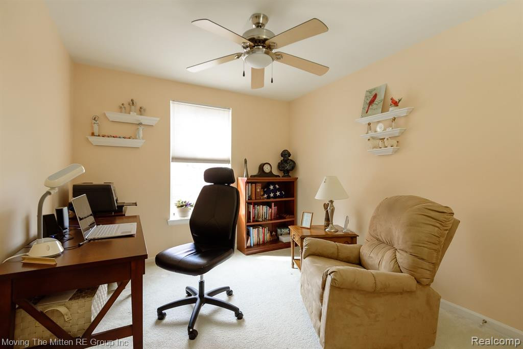 10149 E AVONDALE Circle, Ypsilanti, MI 48198 — Photo 9