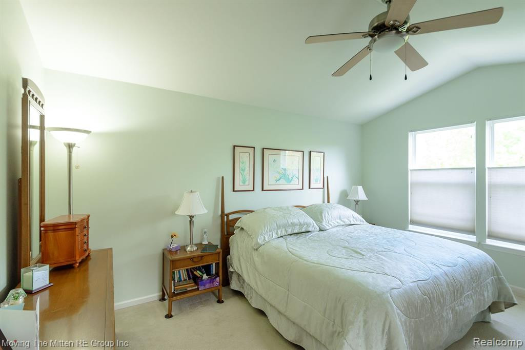 10149 E AVONDALE Circle, Ypsilanti, MI 48198 — Photo 34