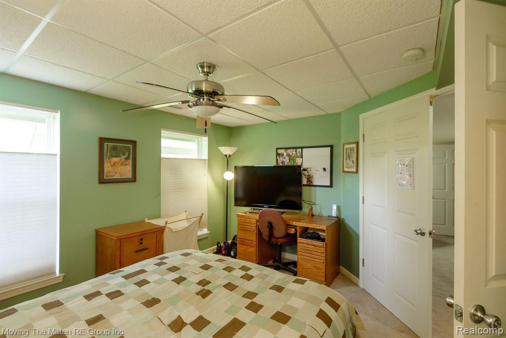 10149 E AVONDALE Circle, Ypsilanti, MI 48198 — Photo 45