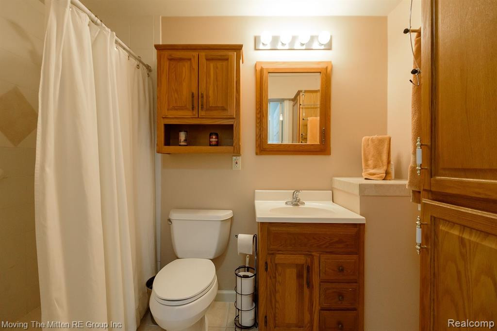 10149 E AVONDALE Circle, Ypsilanti, MI 48198 — Photo 47