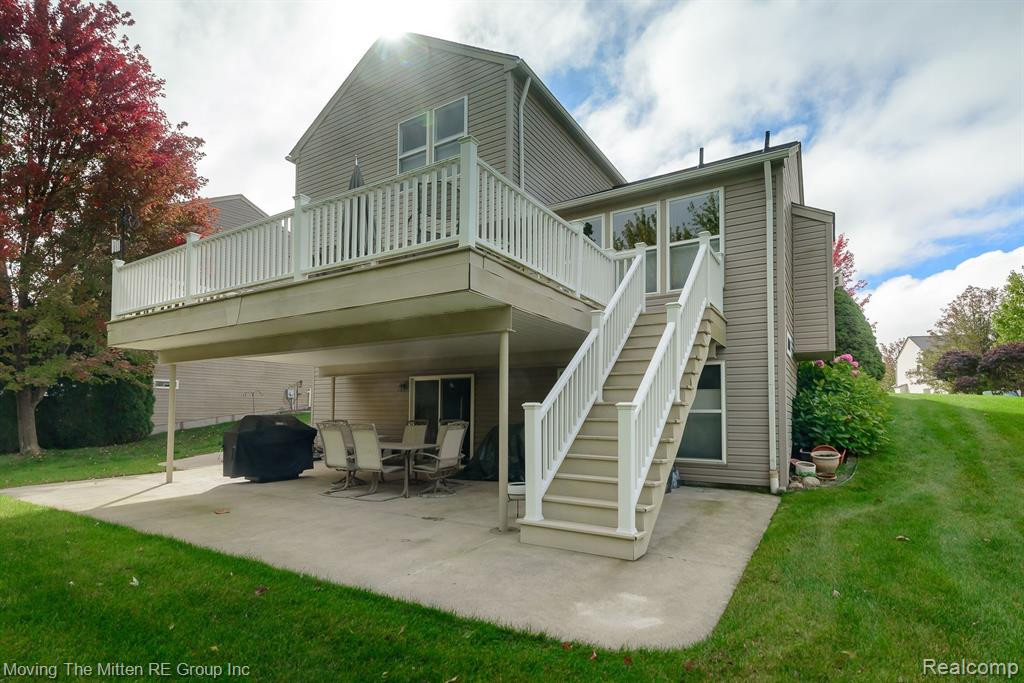10149 E AVONDALE Circle, Ypsilanti, MI 48198 — Photo 52