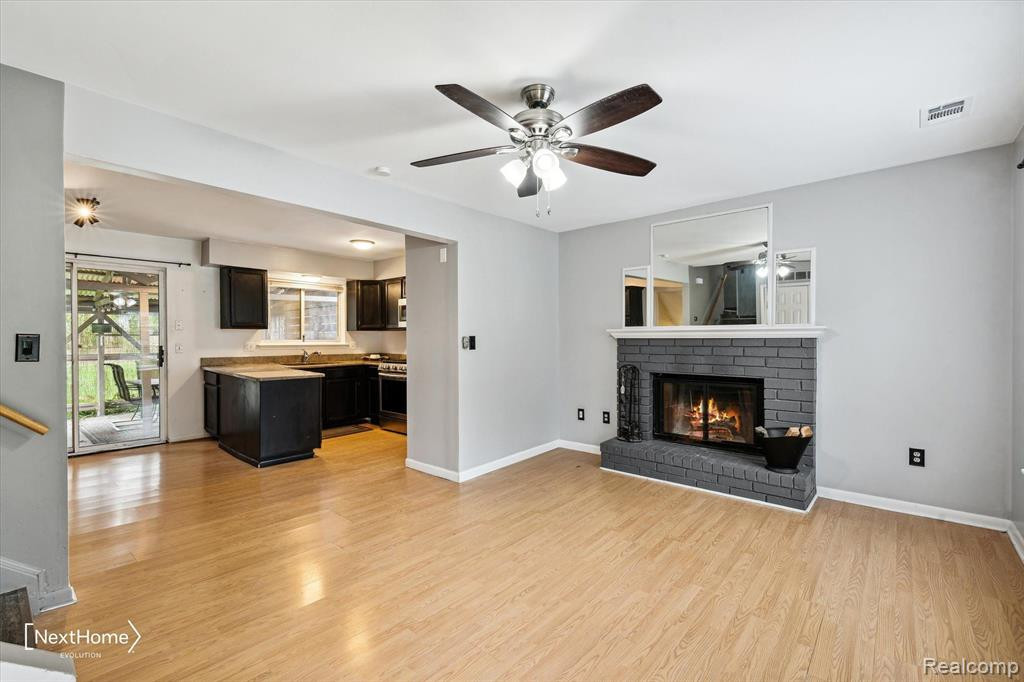 7817 RAMBLEWOOD Street, Ypsilanti, MI 48197 — Photo 5