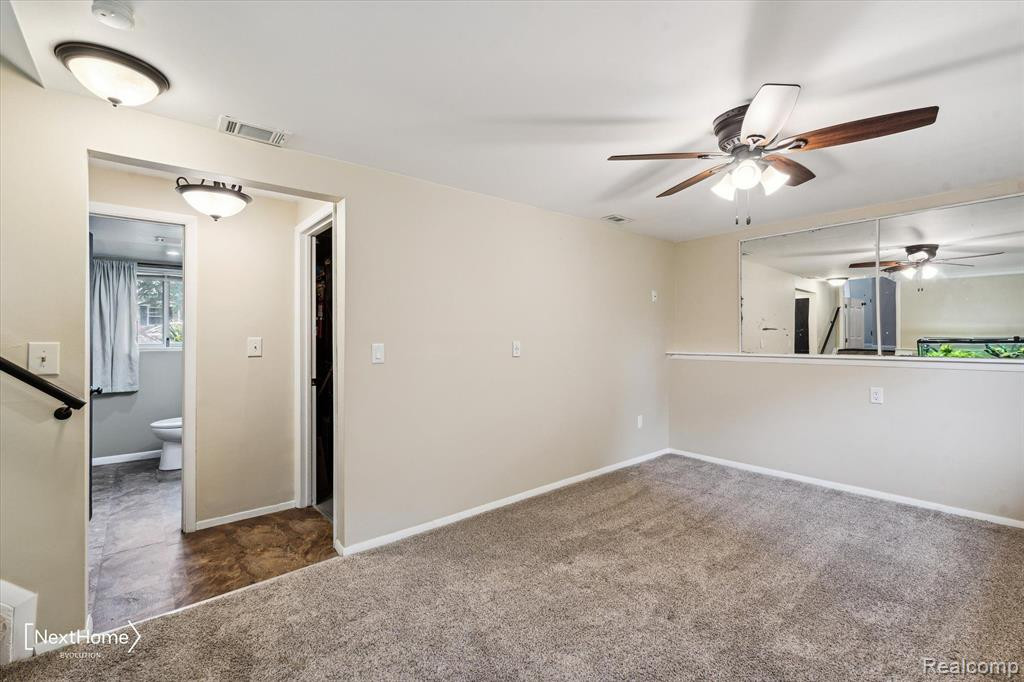 7817 RAMBLEWOOD Street, Ypsilanti, MI 48197 — Photo 16
