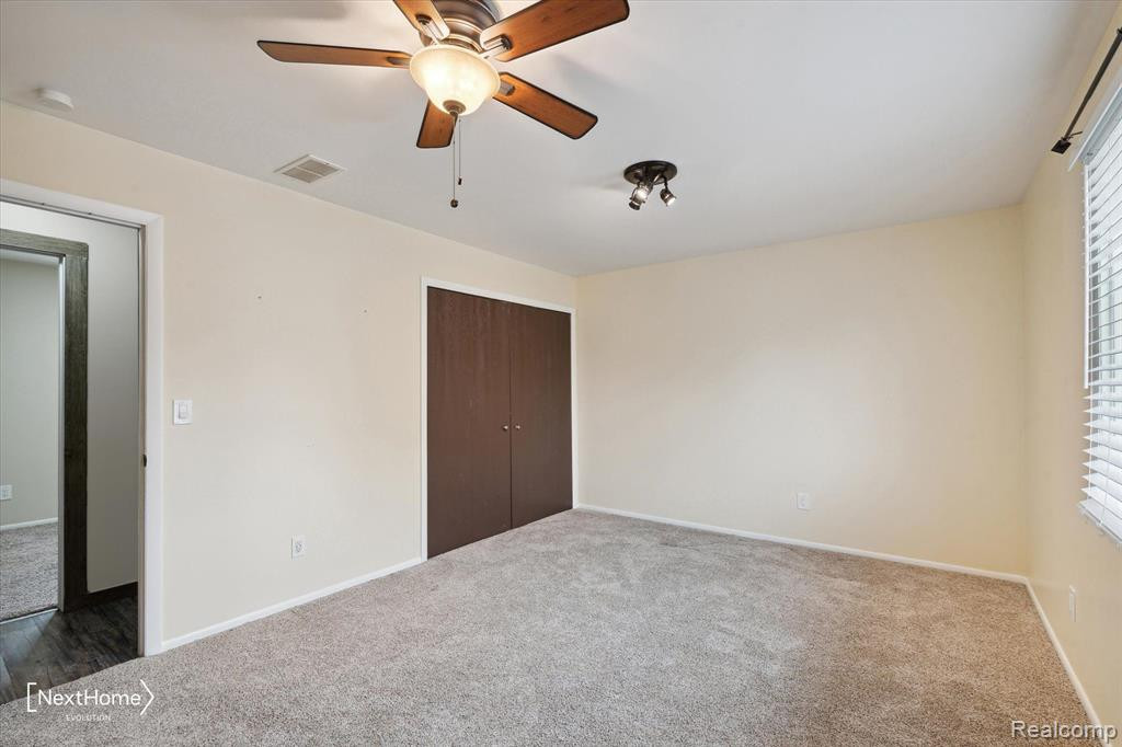 7817 RAMBLEWOOD Street, Ypsilanti, MI 48197 — Photo 27