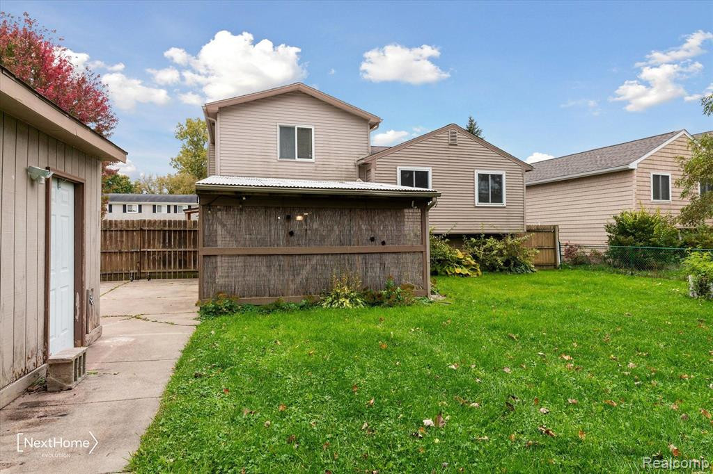 7817 RAMBLEWOOD Street, Ypsilanti, MI 48197 — Photo 34