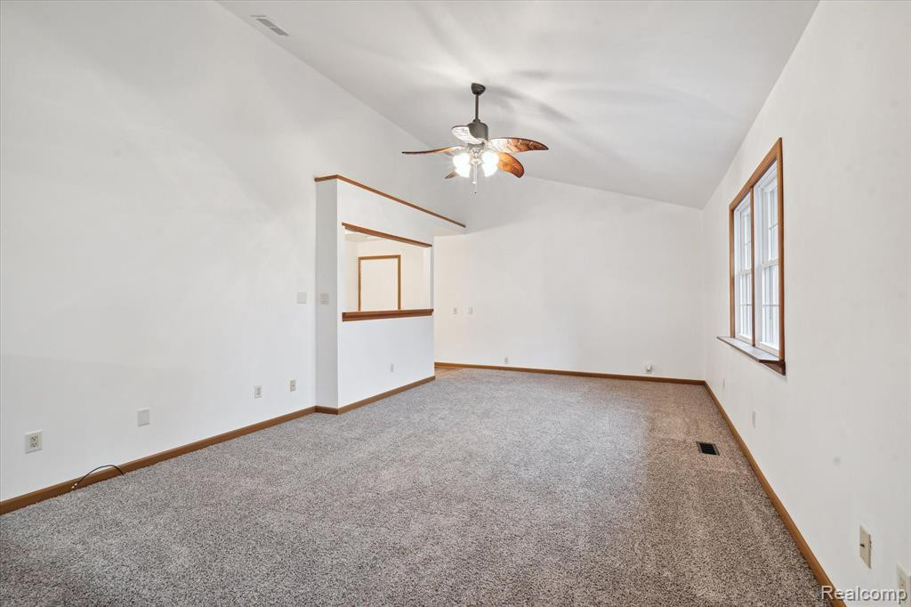 9010 SMITH Street, Maybee, MI — Photo 9