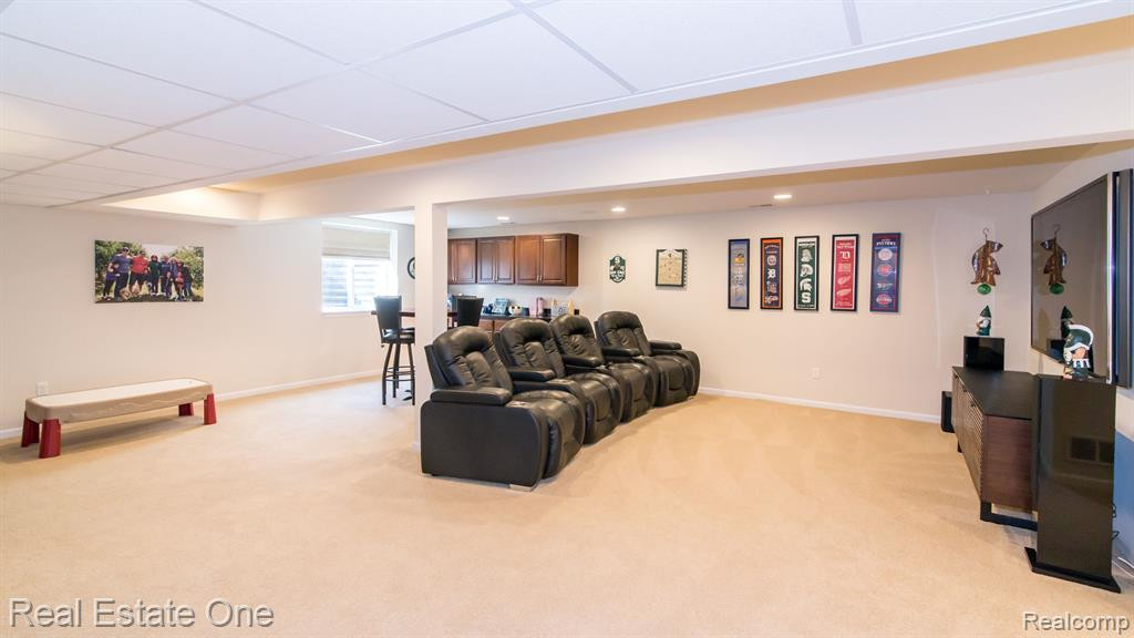 1554 ANDOVER Circle, Commerce Twp, MI 48390 — Photo 30