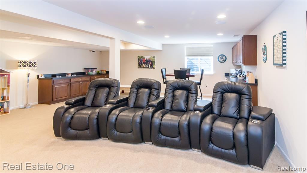 1554 ANDOVER Circle, Commerce Twp, MI 48390 — Photo 31