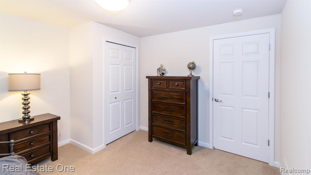 1554 ANDOVER Circle, Commerce Twp, MI 48390 — Photo 37