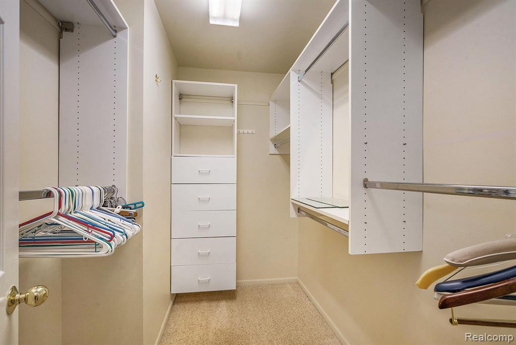 4963 Fairways Drive, Brighton, MI 48116 — Photo 16