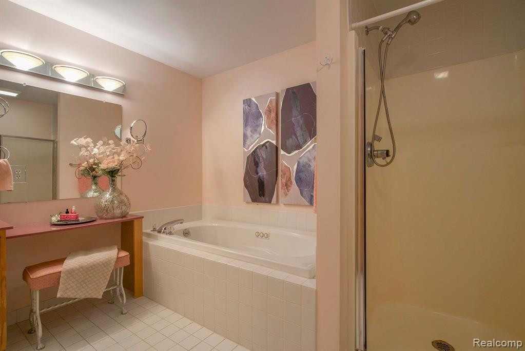 4963 Fairways Drive, Brighton, MI 48116 — Photo 19