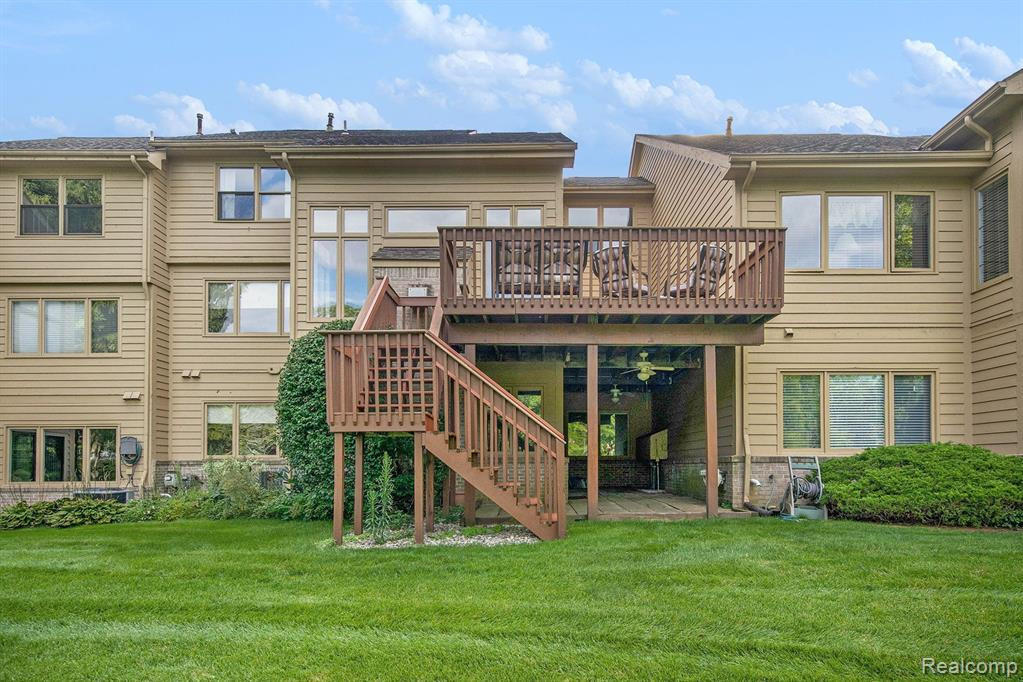 4963 Fairways Drive, Brighton, MI 48116 — Photo 32