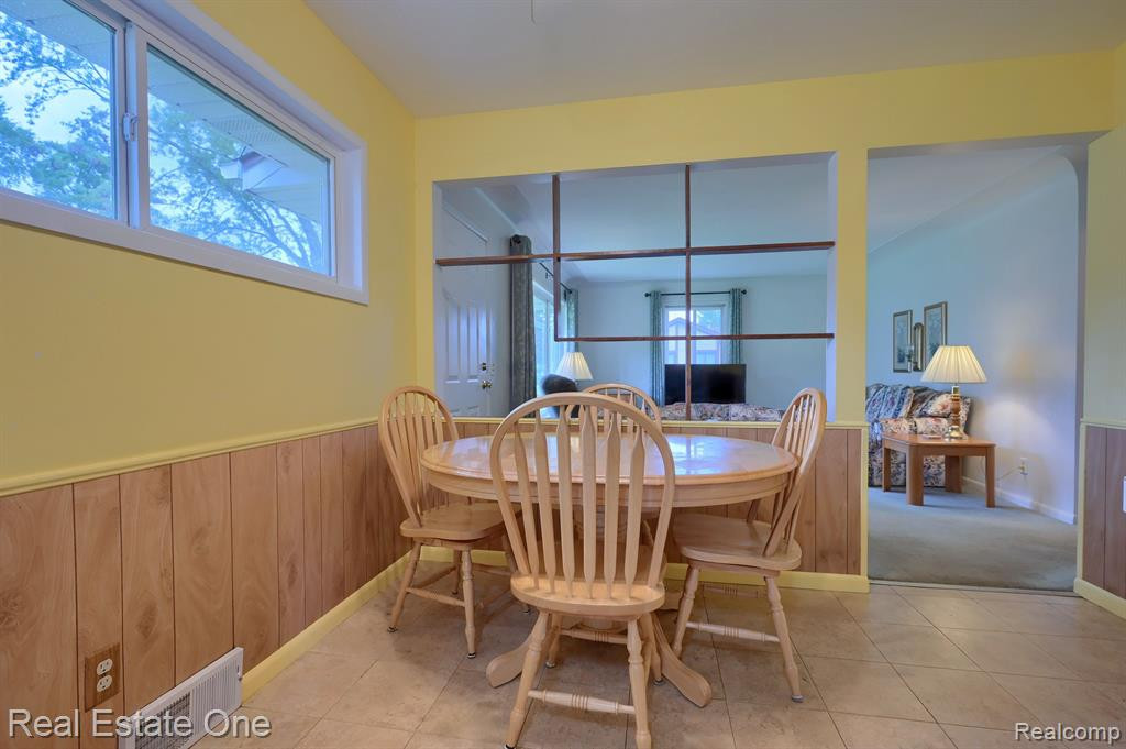 4445 OAKVISTA Avenue, Clarkston, MI — Photo 11