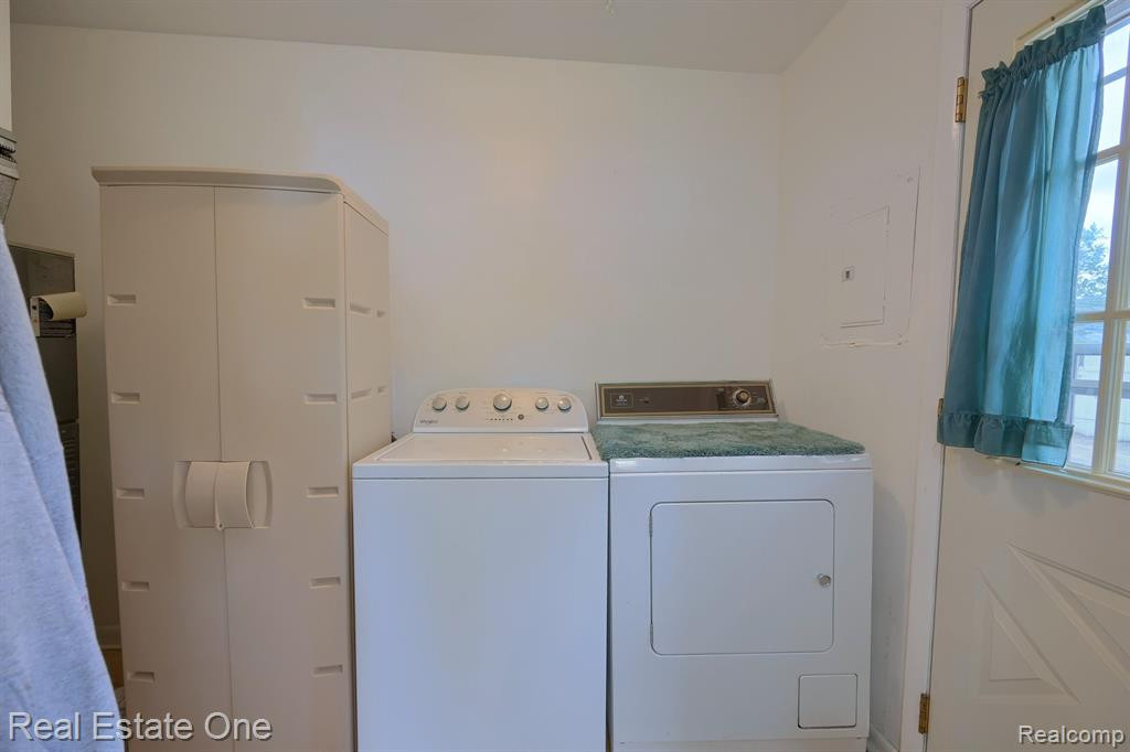 4445 OAKVISTA Avenue, Clarkston, MI — Photo 21