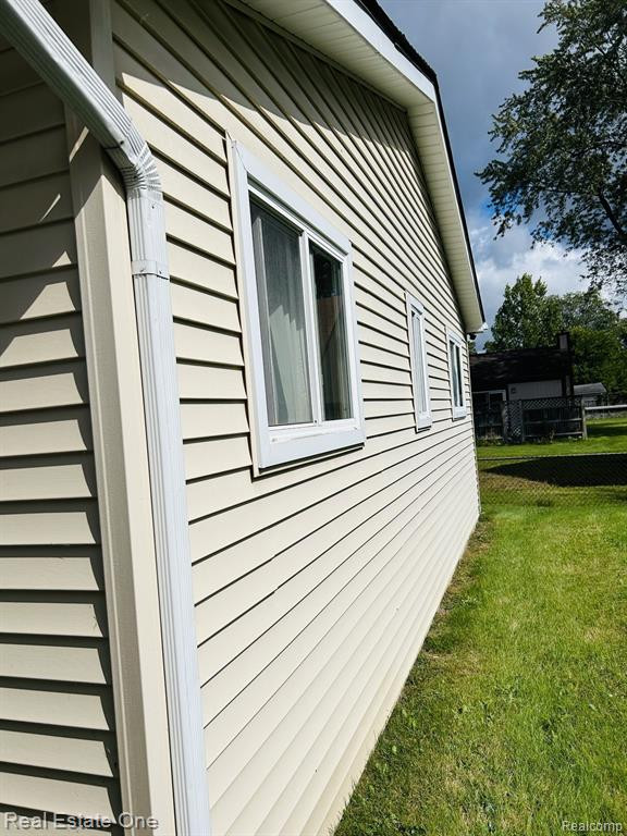 4445 OAKVISTA Avenue, Clarkston, MI — Photo 25