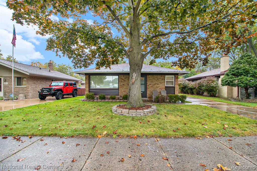 4981 PARDEE Avenue, Dearborn Heights, MI 48125 — Photo 21