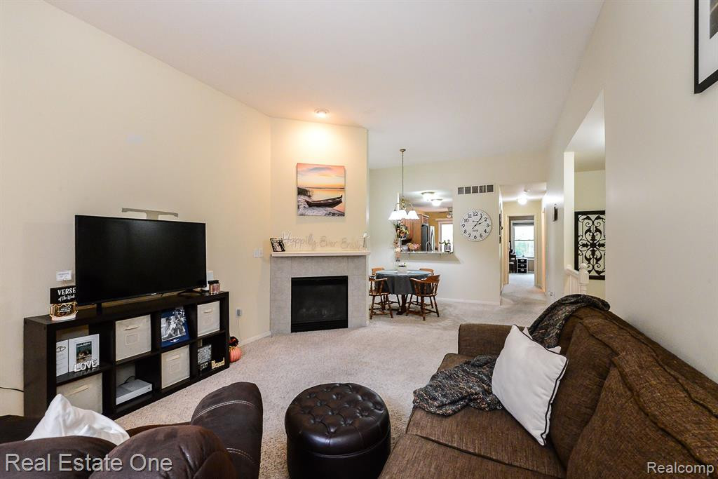 115 PONDVIEW, Brighton, MI 48116 — Photo 7