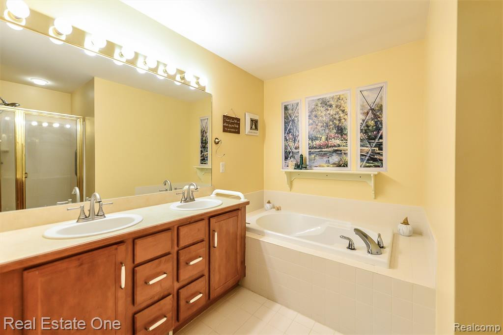 115 PONDVIEW, Brighton, MI 48116 — Photo 23