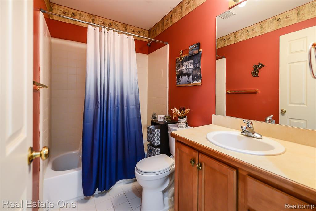 115 PONDVIEW, Brighton, MI 48116 — Photo 27