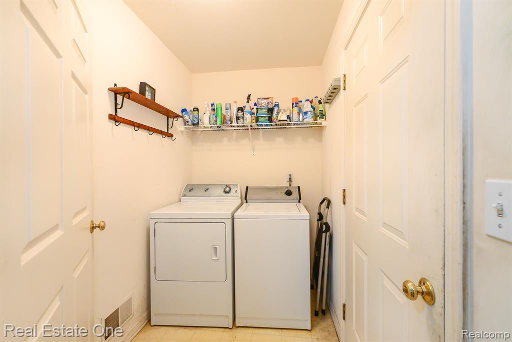 115 PONDVIEW, Brighton, MI 48116 — Photo 29