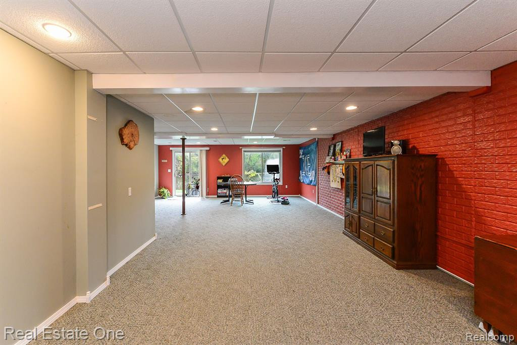 115 PONDVIEW, Brighton, MI 48116 — Photo 37