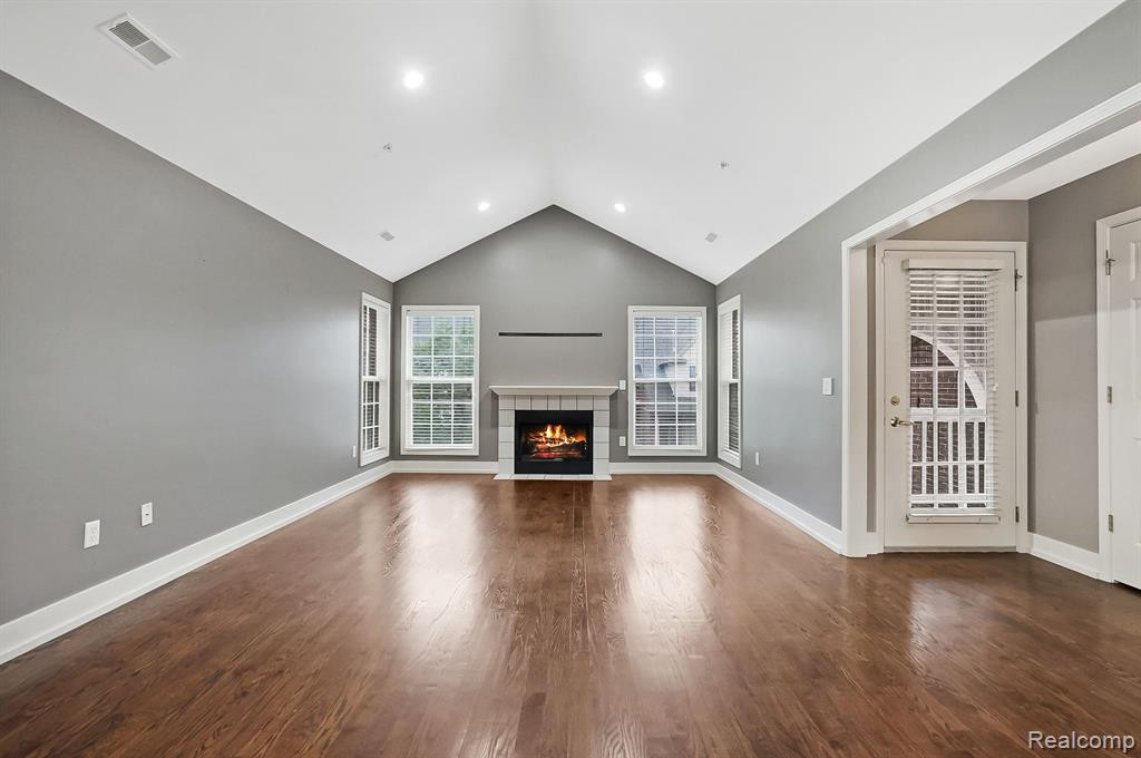 28247 CARLTON WAY Drive, Novi, MI 48377 — Photo 9