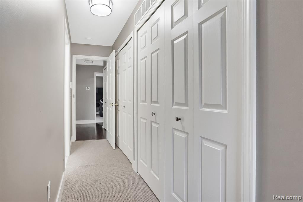 28247 CARLTON WAY Drive, Novi, MI 48377 — Photo 18