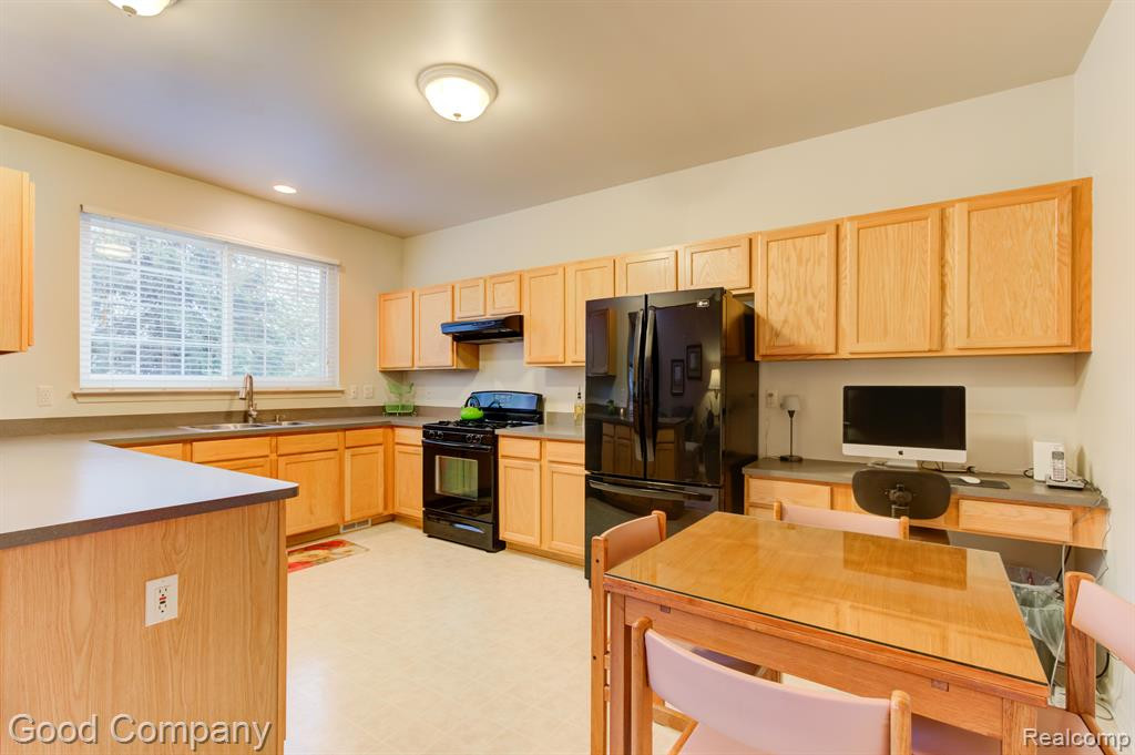 41435 GLADE Road, Canton, MI 48187 — Photo 11