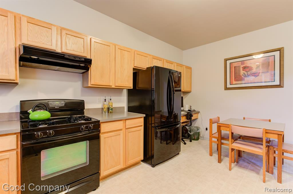 41435 GLADE Road, Canton, MI 48187 — Photo 16