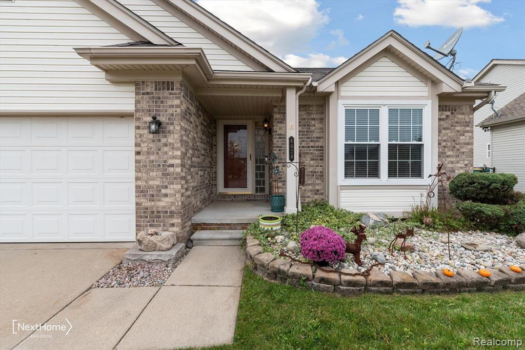 6624 SUMMERDALE Circle E, Ypsilanti, MI 48197 — Photo 3