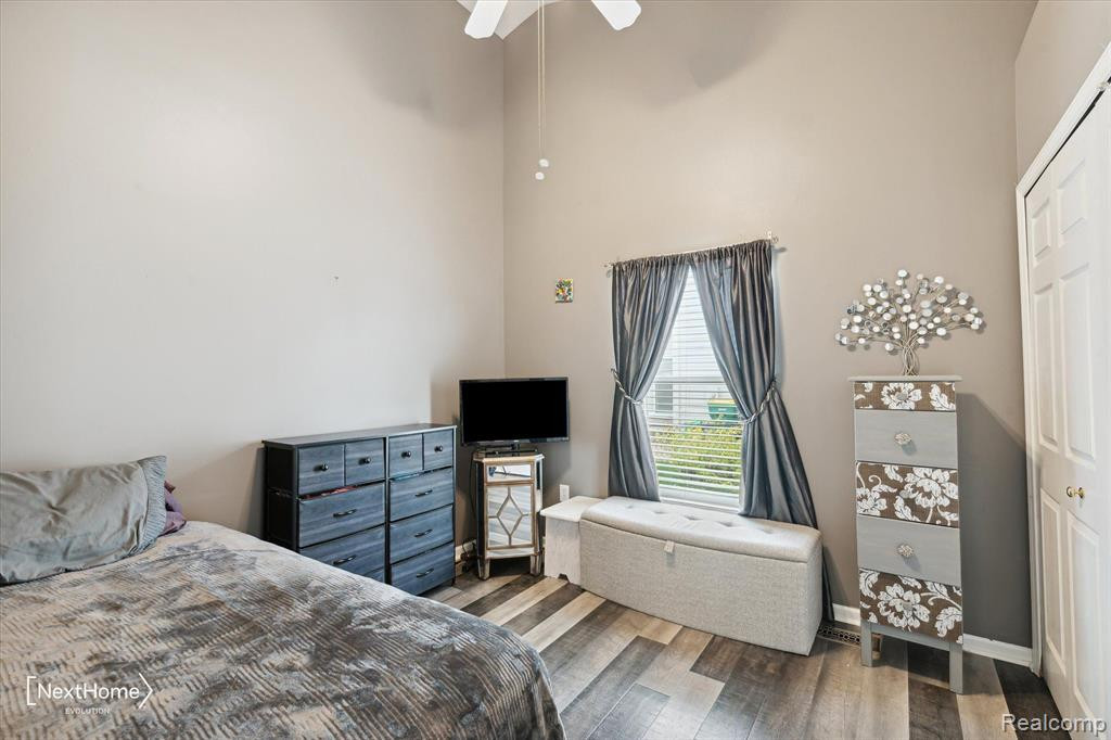 6624 SUMMERDALE Circle E, Ypsilanti, MI 48197 — Photo 33