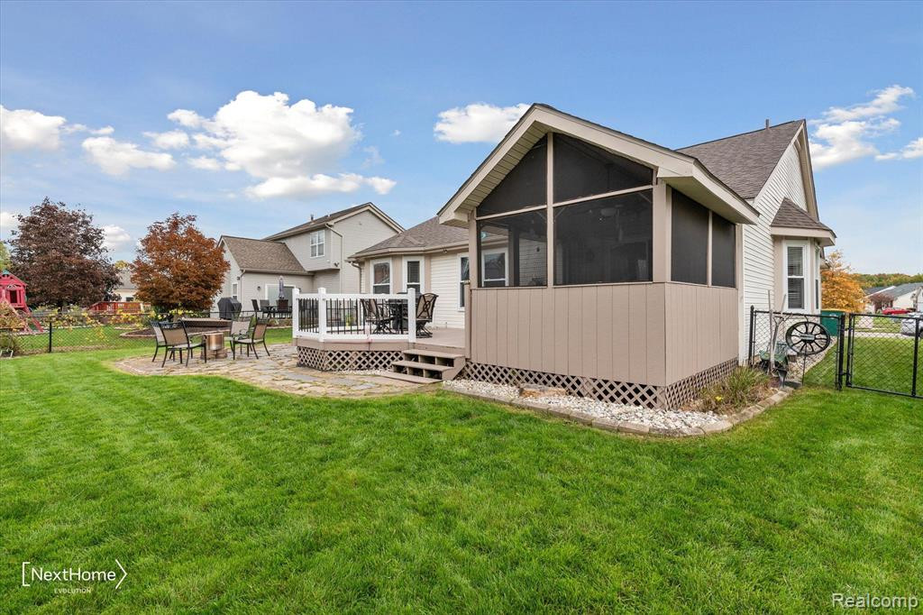 6624 SUMMERDALE Circle E, Ypsilanti, MI 48197 — Photo 47