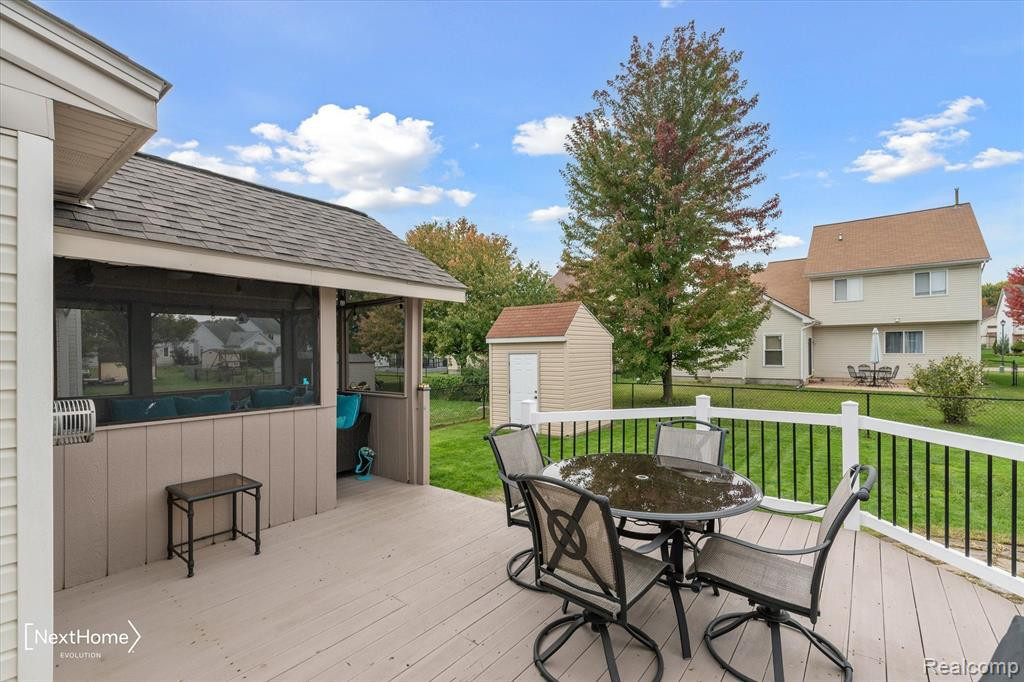 6624 SUMMERDALE Circle E, Ypsilanti, MI 48197 — Photo 50