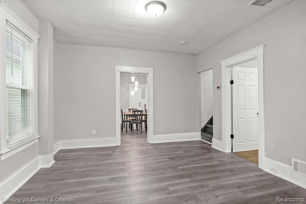 436 S HARBAUGH Street, Detroit, MI 48209 — Photo 6