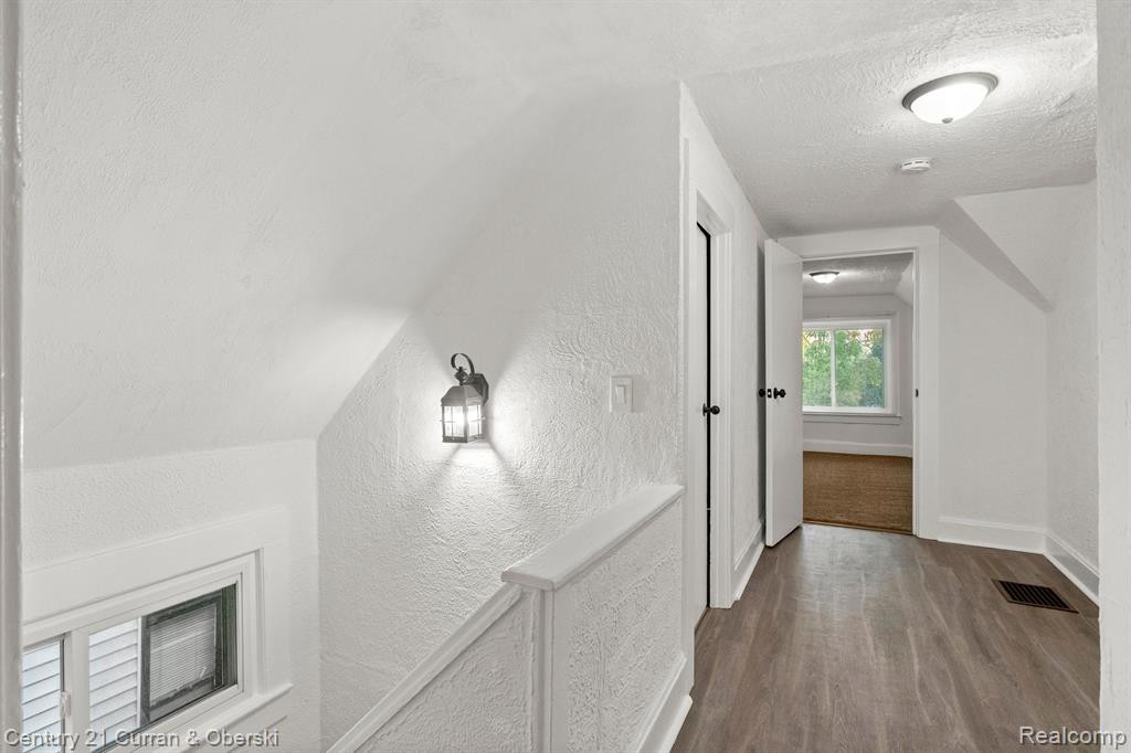 436 S HARBAUGH Street, Detroit, MI 48209 — Photo 21