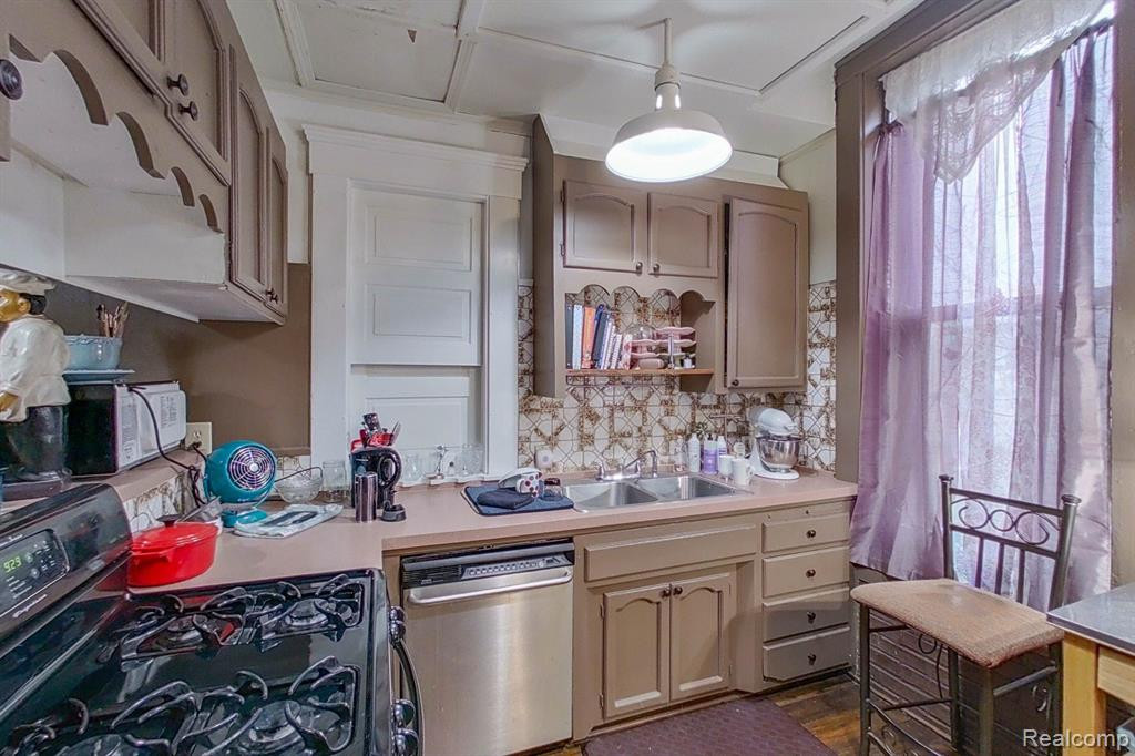 4707 WATER Street, Columbiaville, MI 48421 — Photo 47