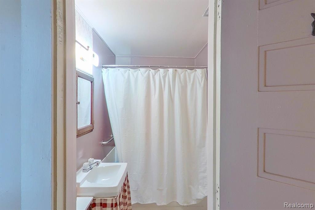 4707 WATER Street, Columbiaville, MI 48421 — Photo 72