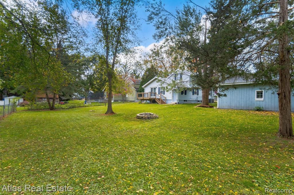 7483 PONTIAC Street, Goodrich Vlg, MI — Photo 5