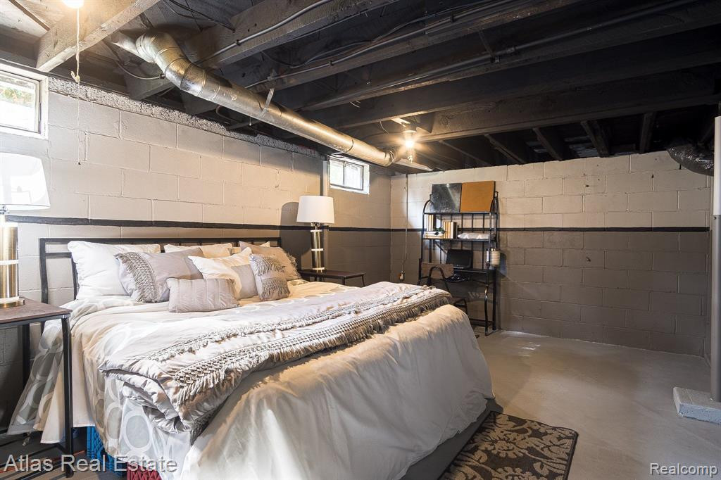 7483 PONTIAC Street, Goodrich Vlg, MI — Photo 46