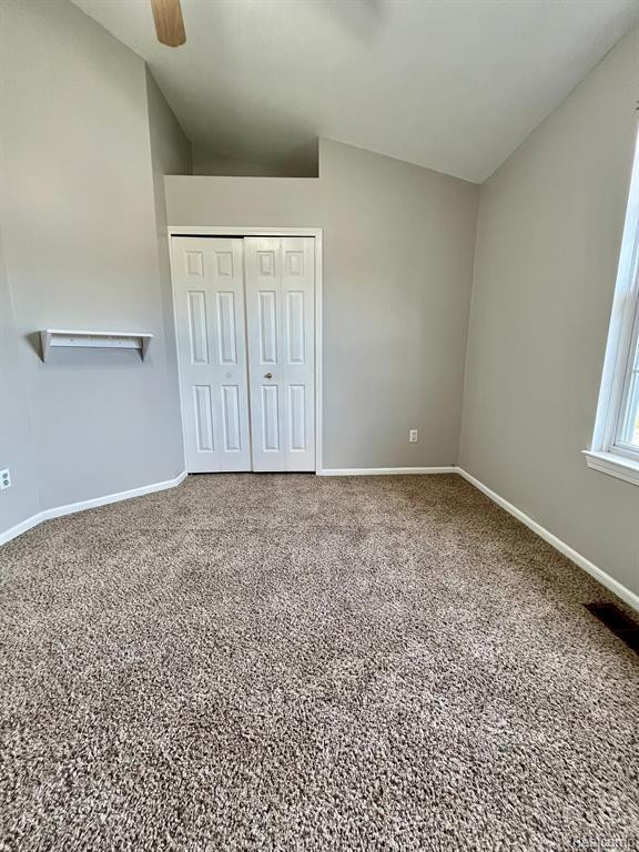 537 VICTORIAN Lane, Belleville, MI 48111 — Photo 26