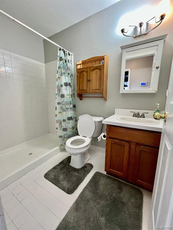 537 VICTORIAN Lane, Belleville, MI 48111 — Photo 35