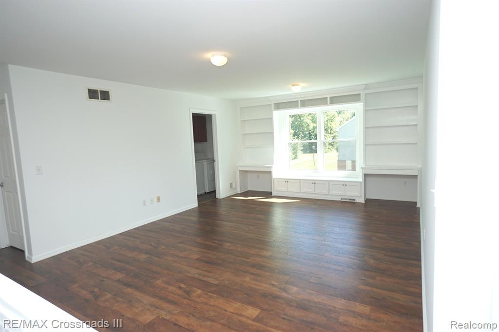 13905 MILTON Drive, Van Buren, MI 48111 — Photo 13