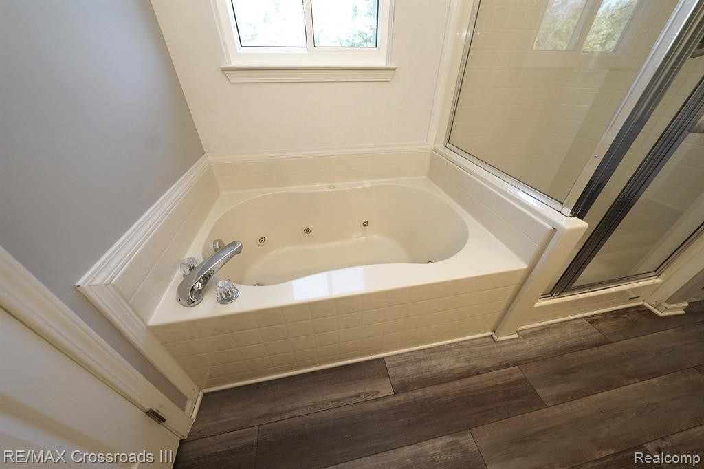 13905 MILTON Drive, Van Buren, MI 48111 — Photo 21
