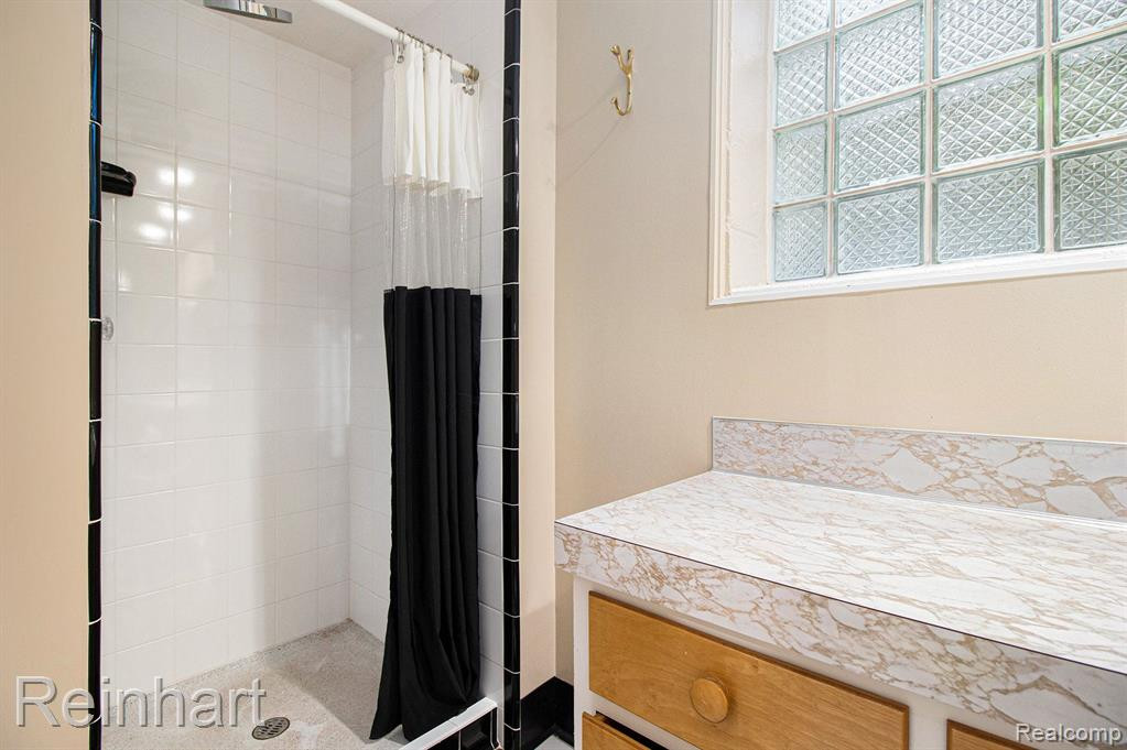 1015 MARTIN Place, Ann Arbor, MI 48104 — Photo 37