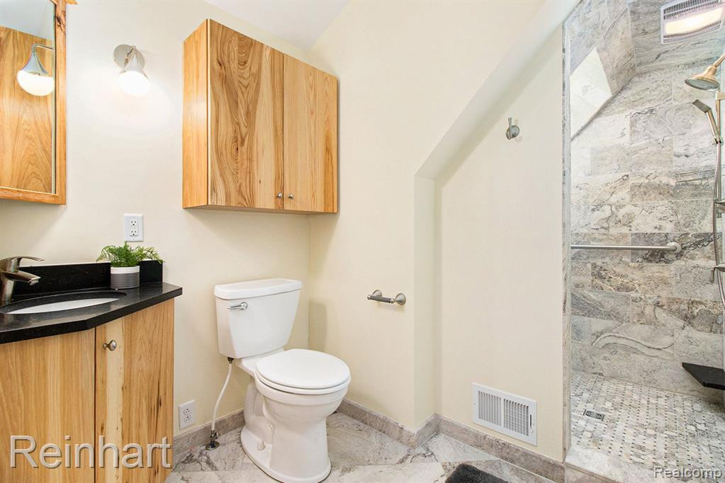 1015 MARTIN Place, Ann Arbor, MI 48104 — Photo 44